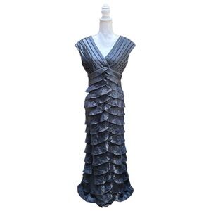 Adrianna Papell Occasions Long Formal Shutter Pleated Rayon Blend Gown Dress